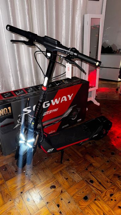 Trotinete Segway ZT 3