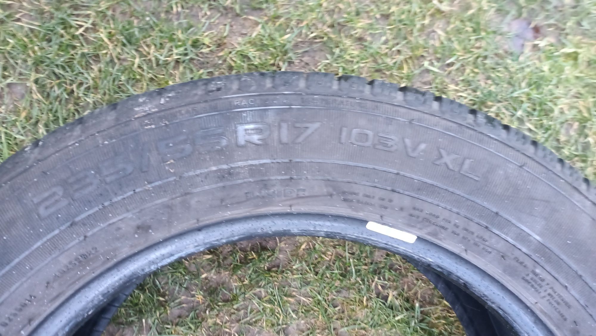 2 opony zimowe zima 17 Nokian 235/55/17