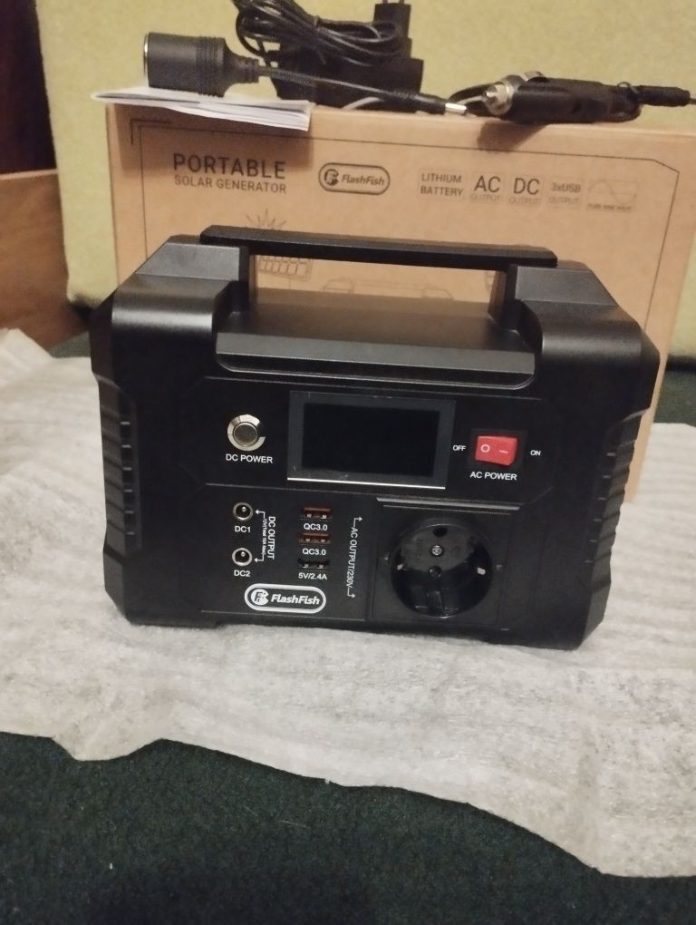 Зарядна станція Flashfish Е200 (40800мАч) 151ВТч чистая синусойда.