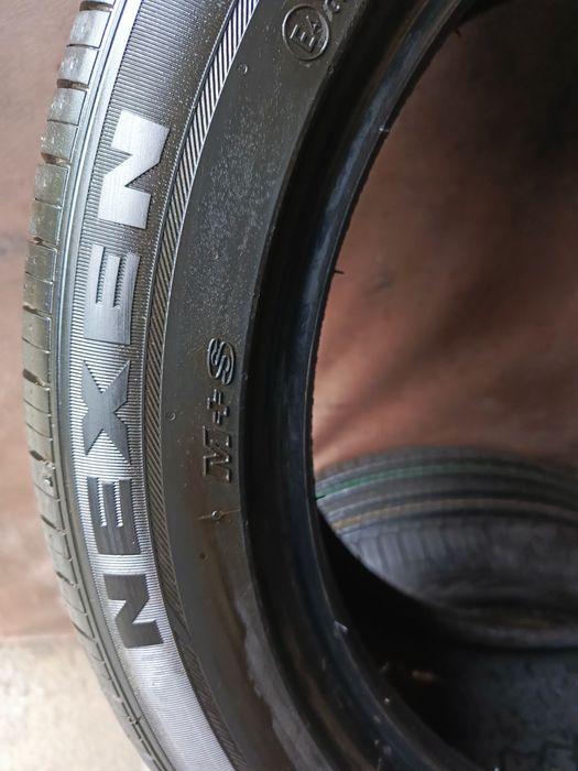 Sprzedam opony zdjęte z nowego samochodu Nexen 215/50 r18
