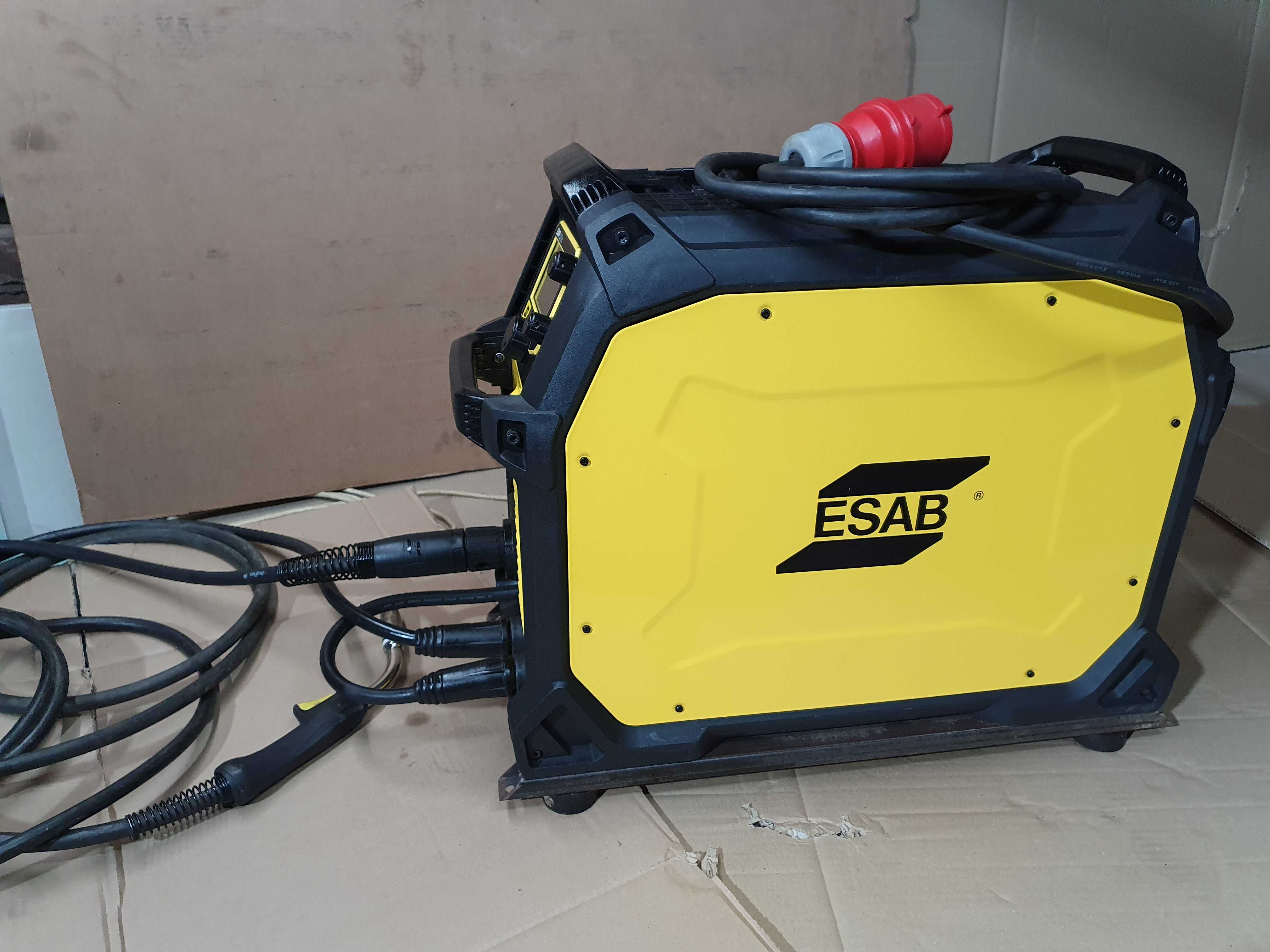 MIGMAG ESAB 320 ic Rebel EMP