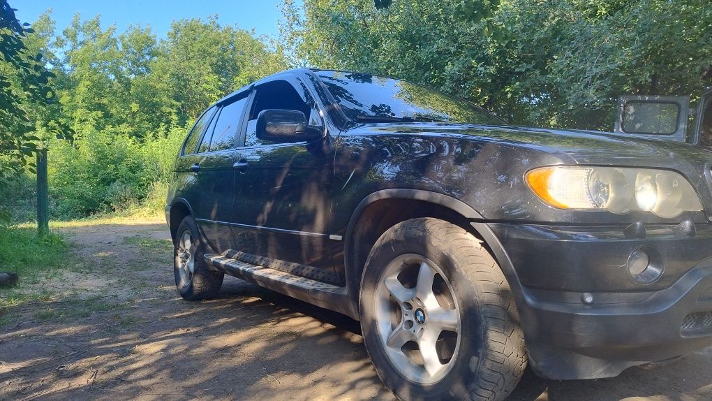 Продам BMW x5 e53 2003