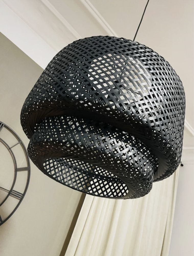 Ratanowa lampa sufitowa