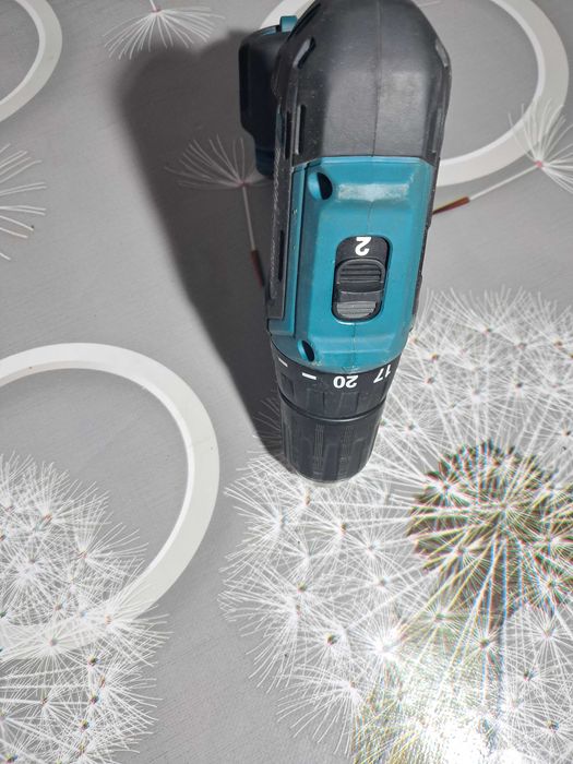 шуруповерт makita DF333D Тушка  как новый