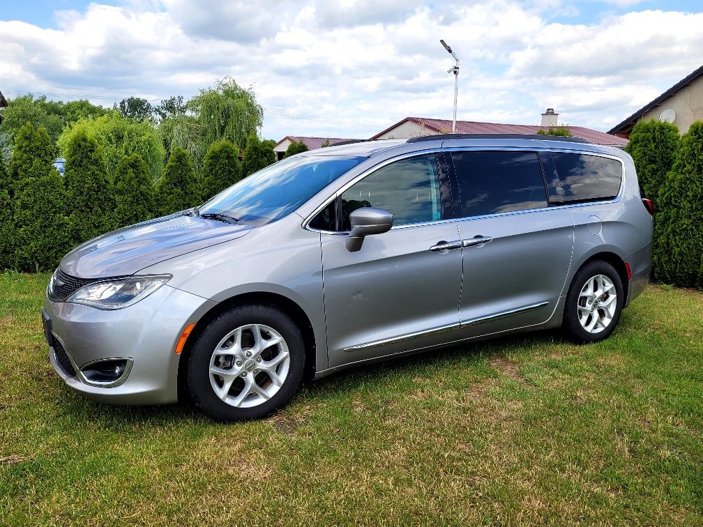 Chrysler Pacifica 3.6*V6**Stan Bardzo Dobry**Zadbany**Lekko Uszkodzony