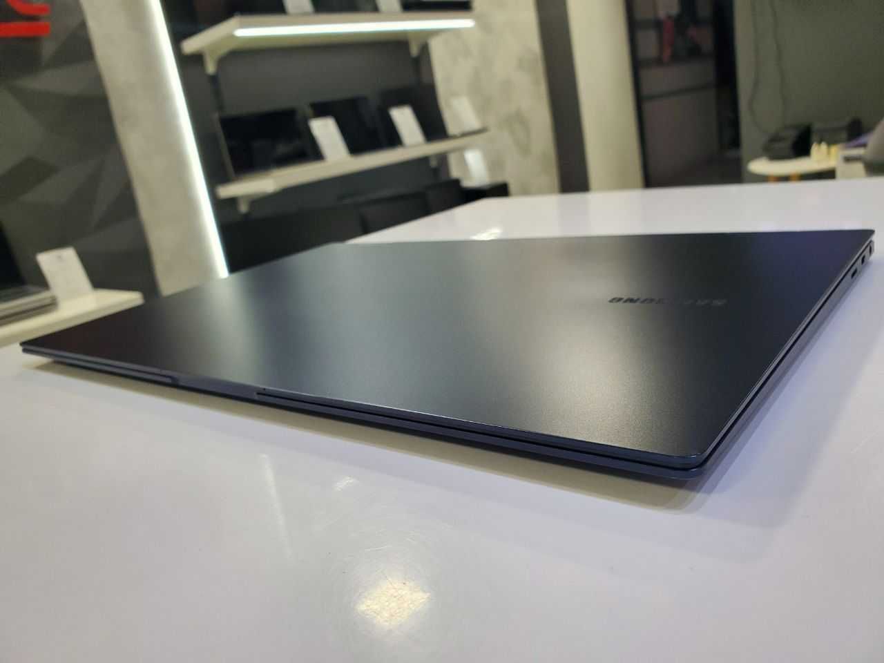 Ноутбук Samsung Galaxy Book Pro 360 15.6" Intel i7-1165G7/16Gb/1Tb SSD