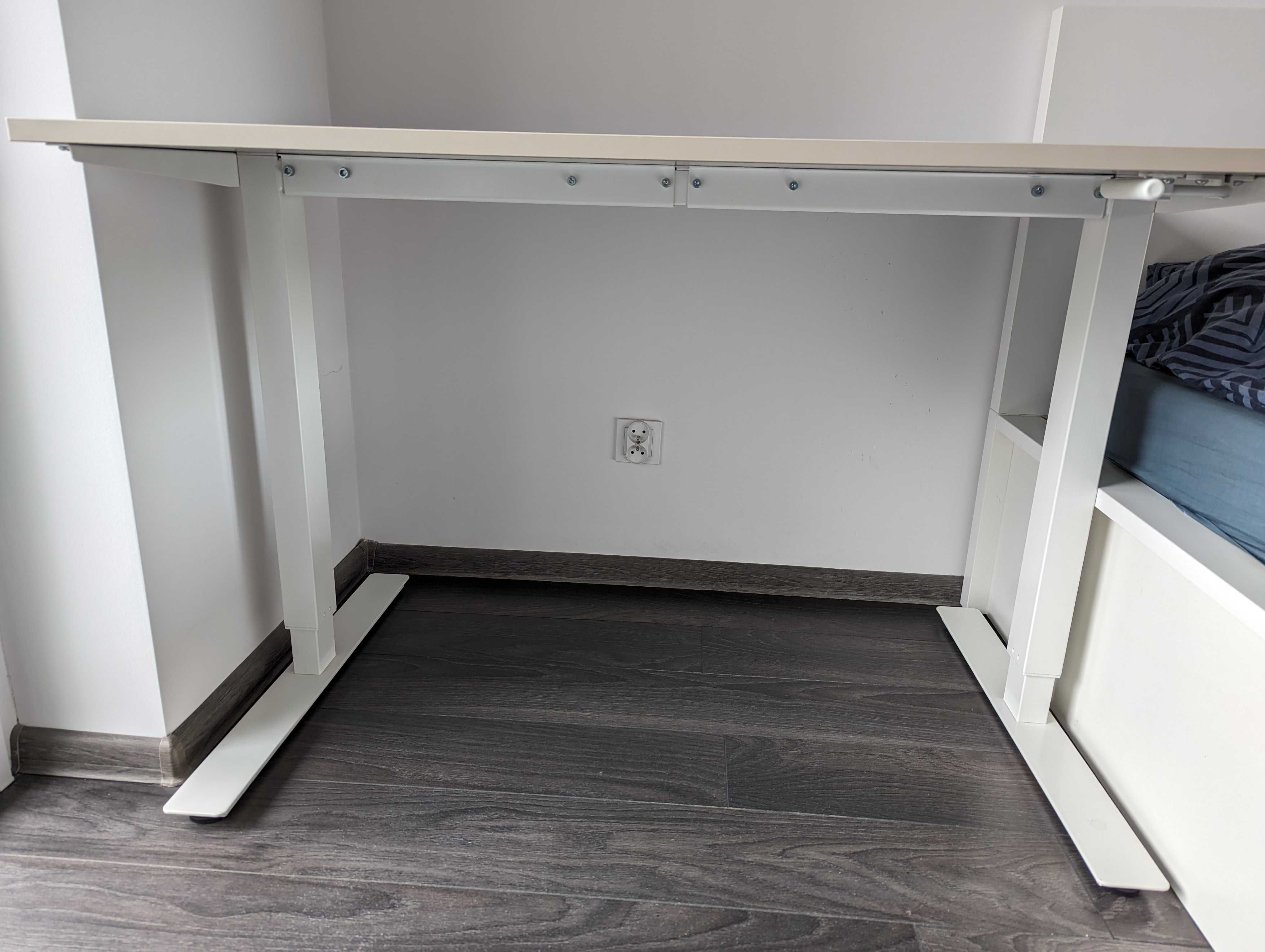 Стіл з регулюванням висоти IKEA TROTTEN (для роботи стоячи) 70-120 см
