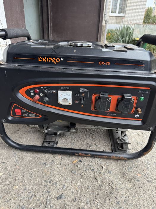 Продам генератор Днипро -М 3000ват