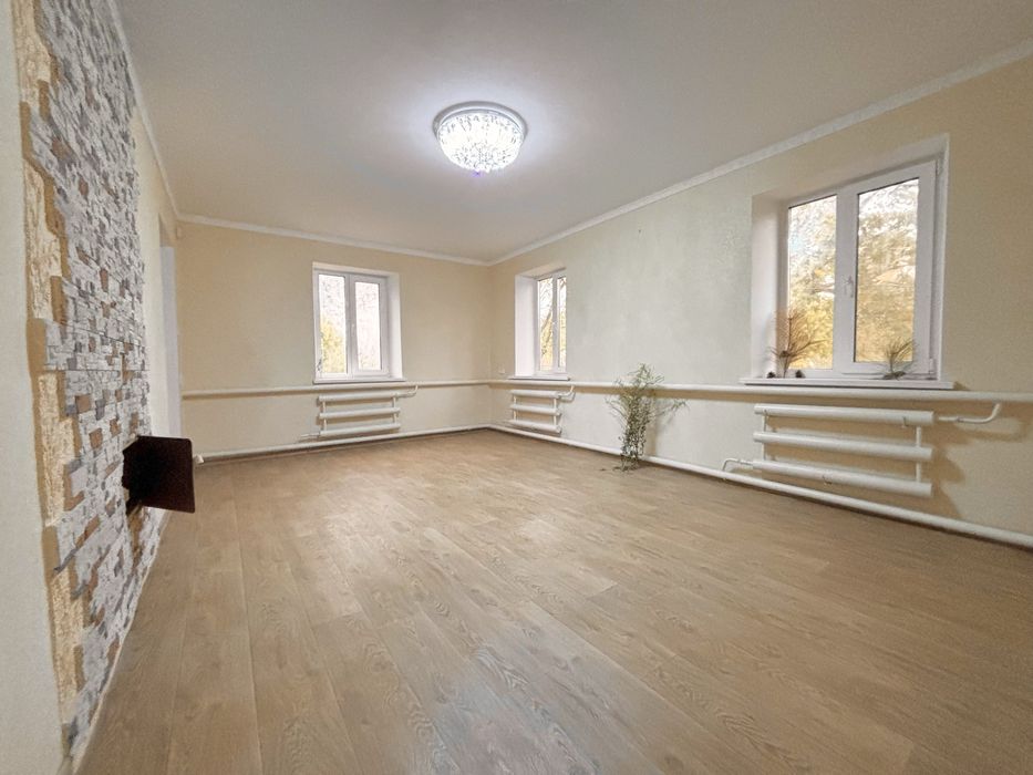 Без комиссии, с Новой крышей! Продам дом в Орловщине.