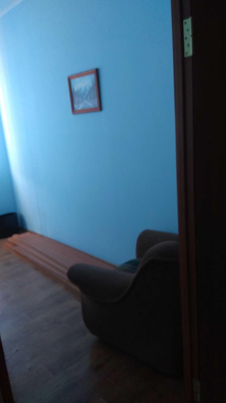 Продаюється приміщення у м.Славута, пл. Т.Шевченка 8А  (206,7 м2)