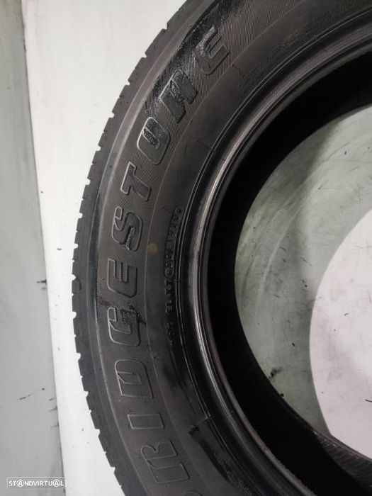 2 pneus semi novos 265-60r18 bridgestone - oferta dos portes