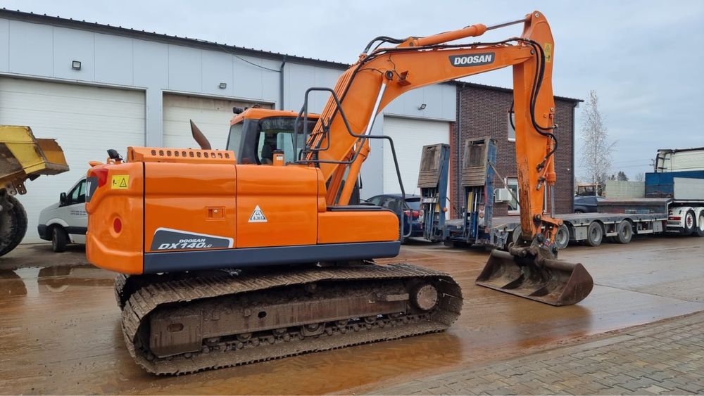 Экскаватор Doosan DX 140 Lc , 2018 г