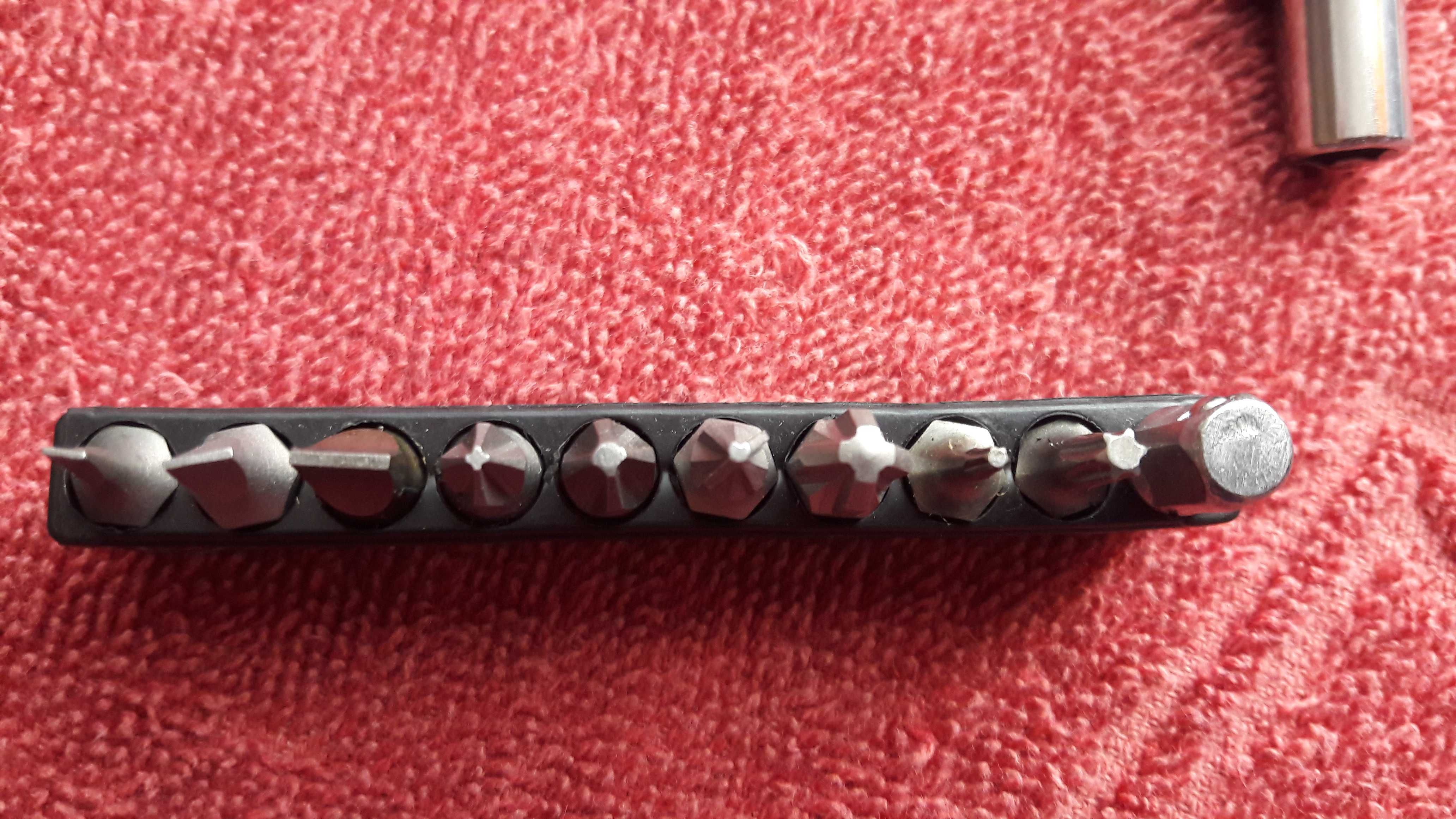FLEXIBLE SCREW TOOL Насадки для дрели и  шуруповерта 10 в 1