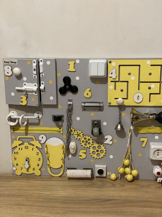 Бізіборд дитячий