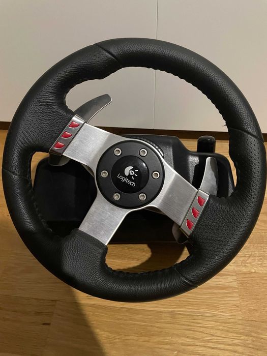 Кермо Logitech G27