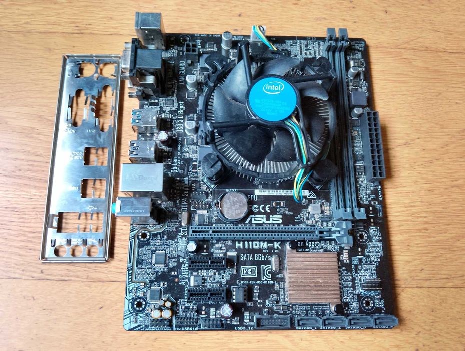 Asus H110M-K(DDR4) + Xeon e3-1245 v5(аналог Core i7-6700)Box