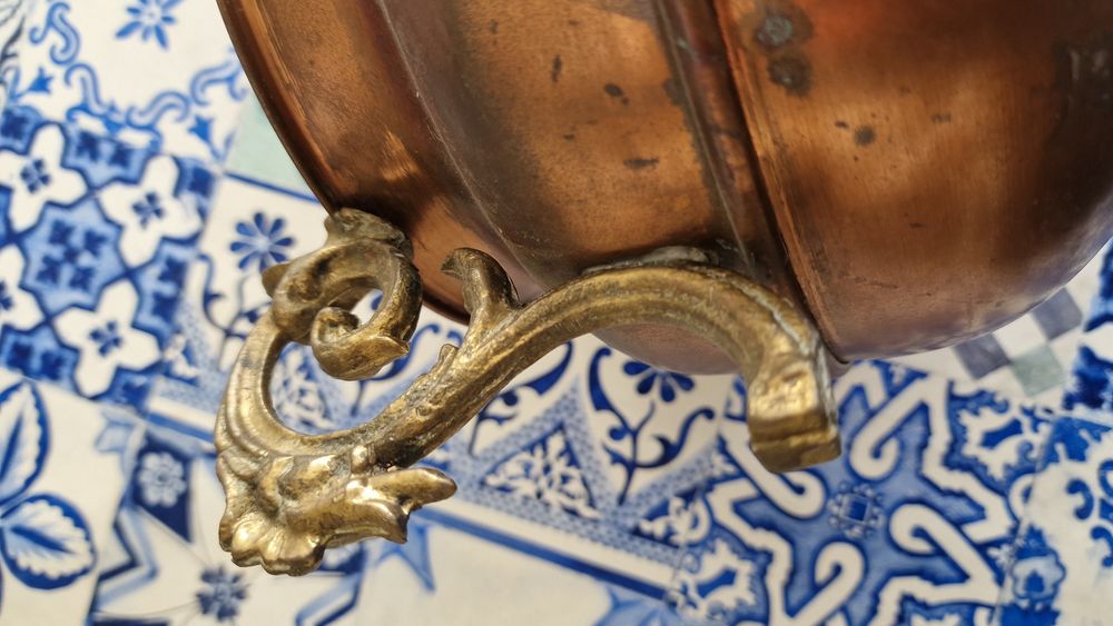 Vaso em cobre antigo