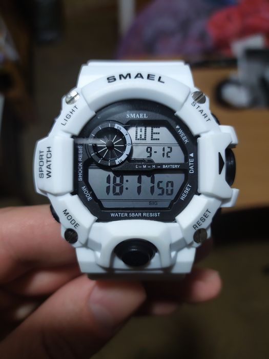 Белые часы "Smael". Купить наручные часы Киев