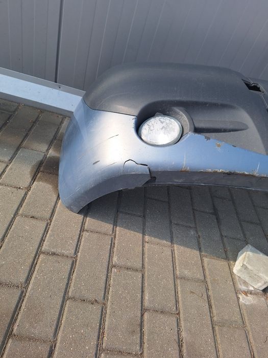 Zderzak przedni Opel Vivaro Renault Trafic Nissan Primastar 07-14r