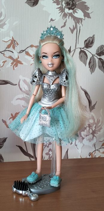 Коллекционная кукла Bratz. MGA Entertainment 2012