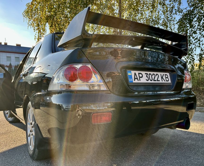 Продам Mitsubishi Lancer 1.6