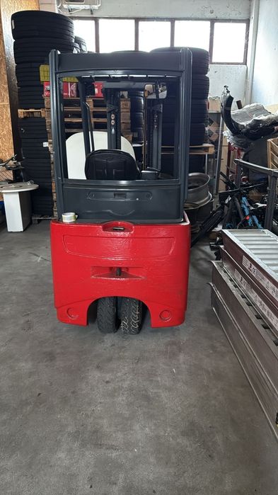 Vendo empilhador eléctrico