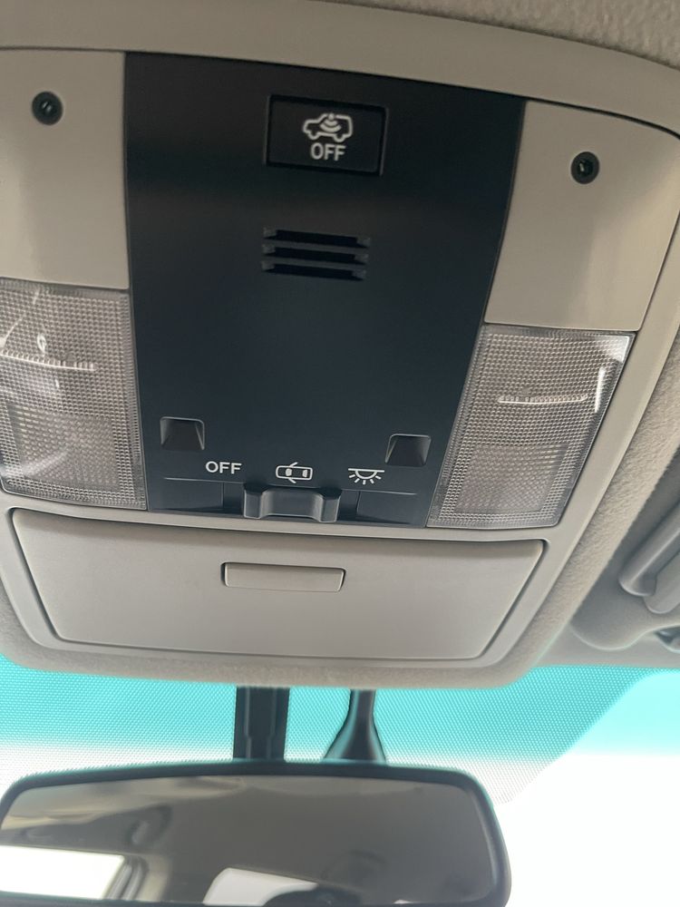 Toyota Land Cruiser 150 LUX