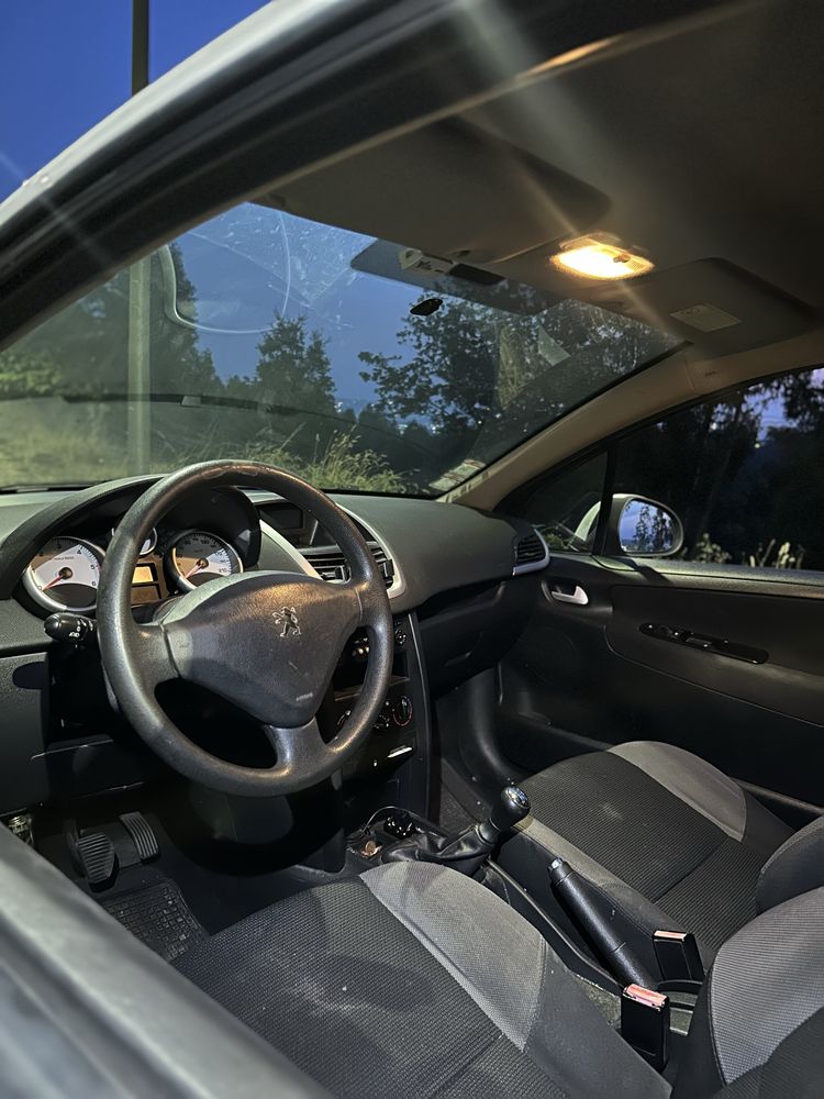 Peugeot 207 1.4 HDI