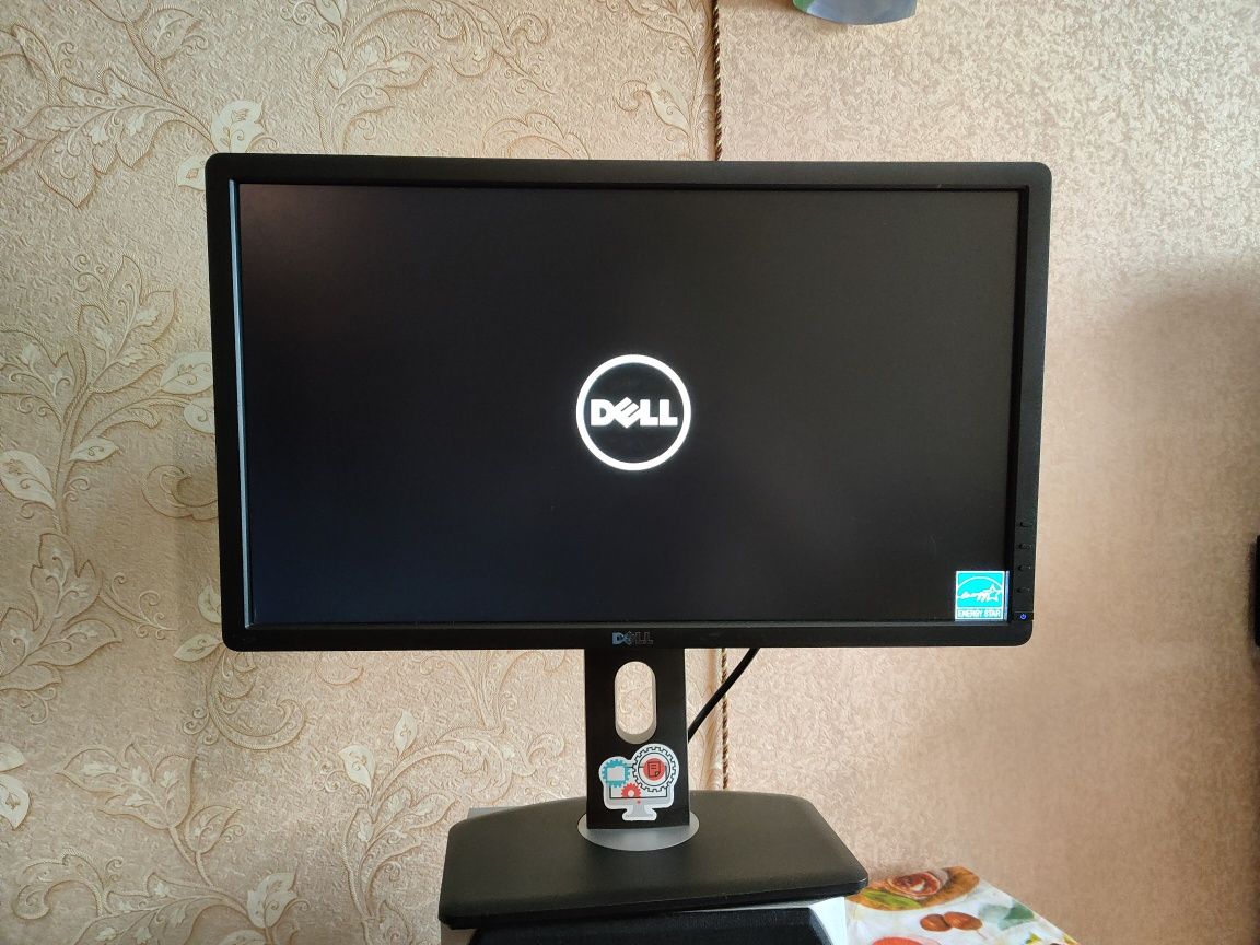 Продам монітор Dell UltraSharp U2312HMt