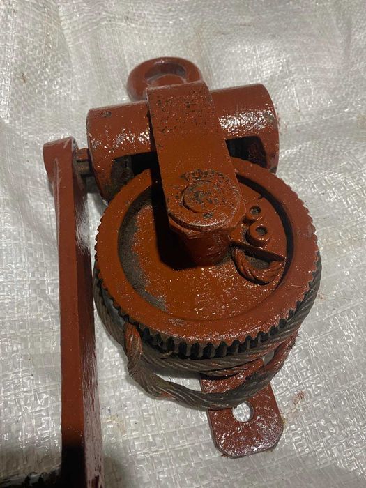 лебідка ручна червячна