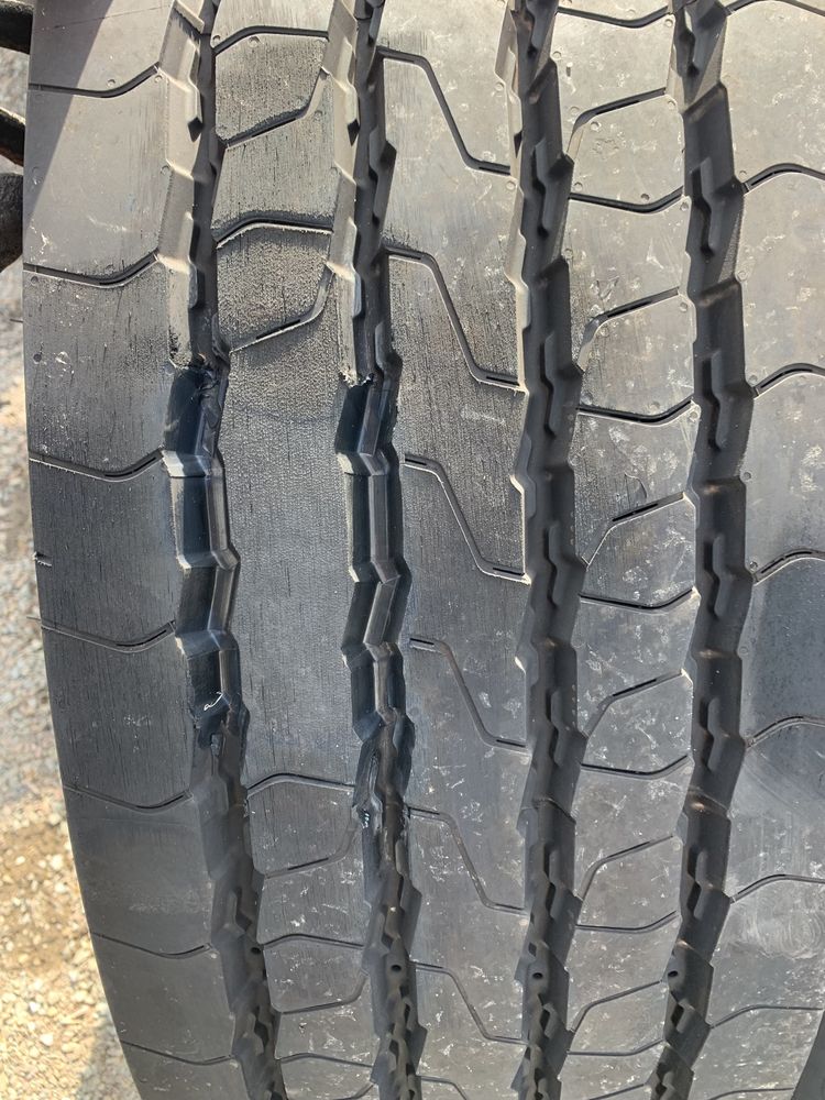 A 181. 315/ 70 / 22.5 Pirelli FR01+