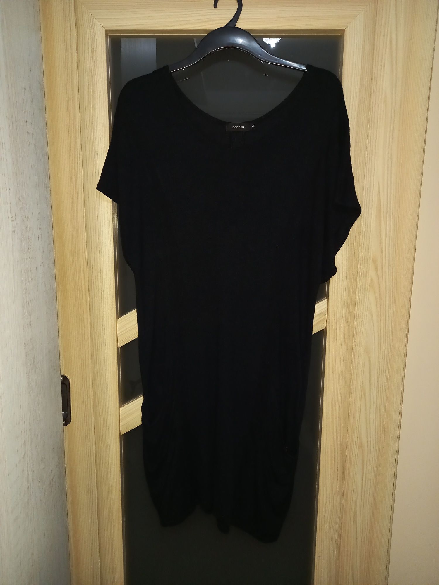Sukienka czarna 2XL