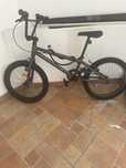 Bicicleta bmx em perfeito estado
