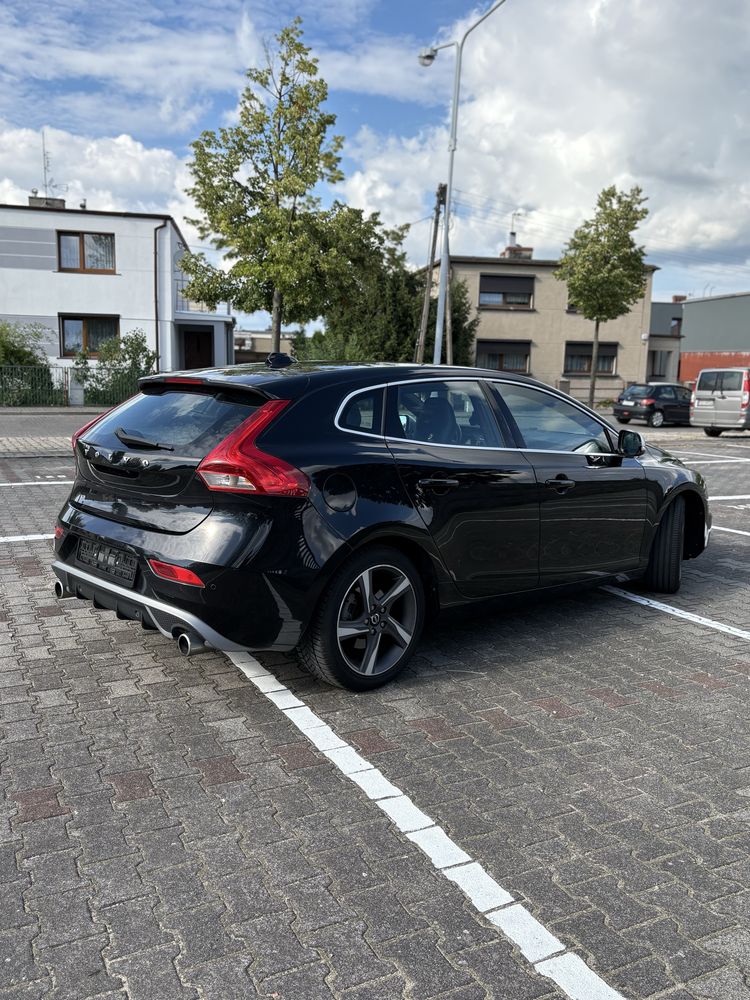 VOLVO V40 2013 r-design