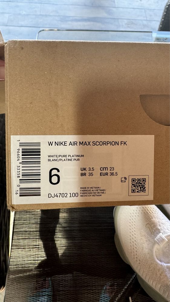 Кроссовки женские Nike WAIR MAX SCORPION