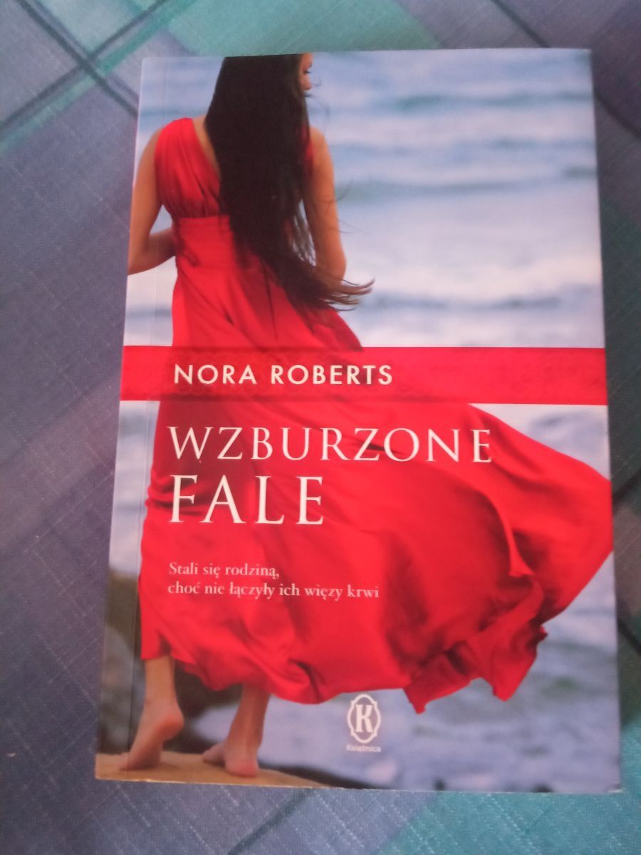 Wzburzone fale Nora Roberts