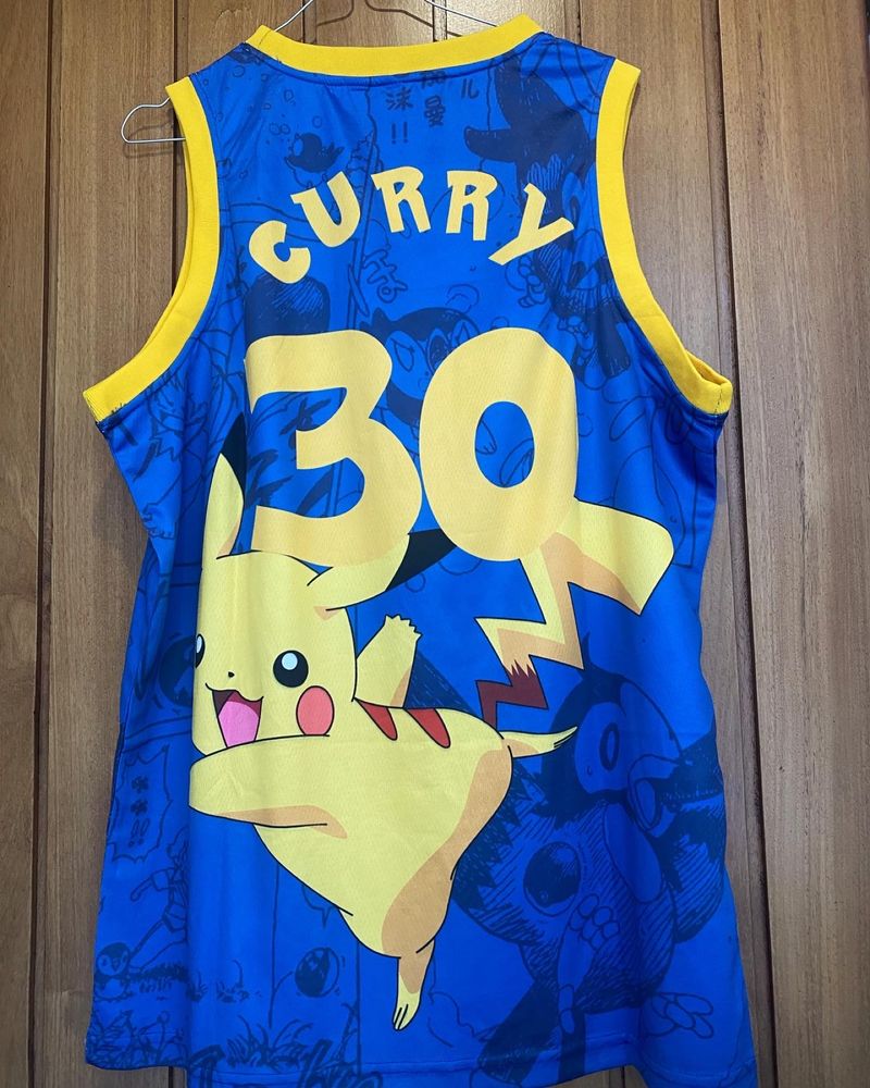 Camisola Curry NBA Edição Pokemon