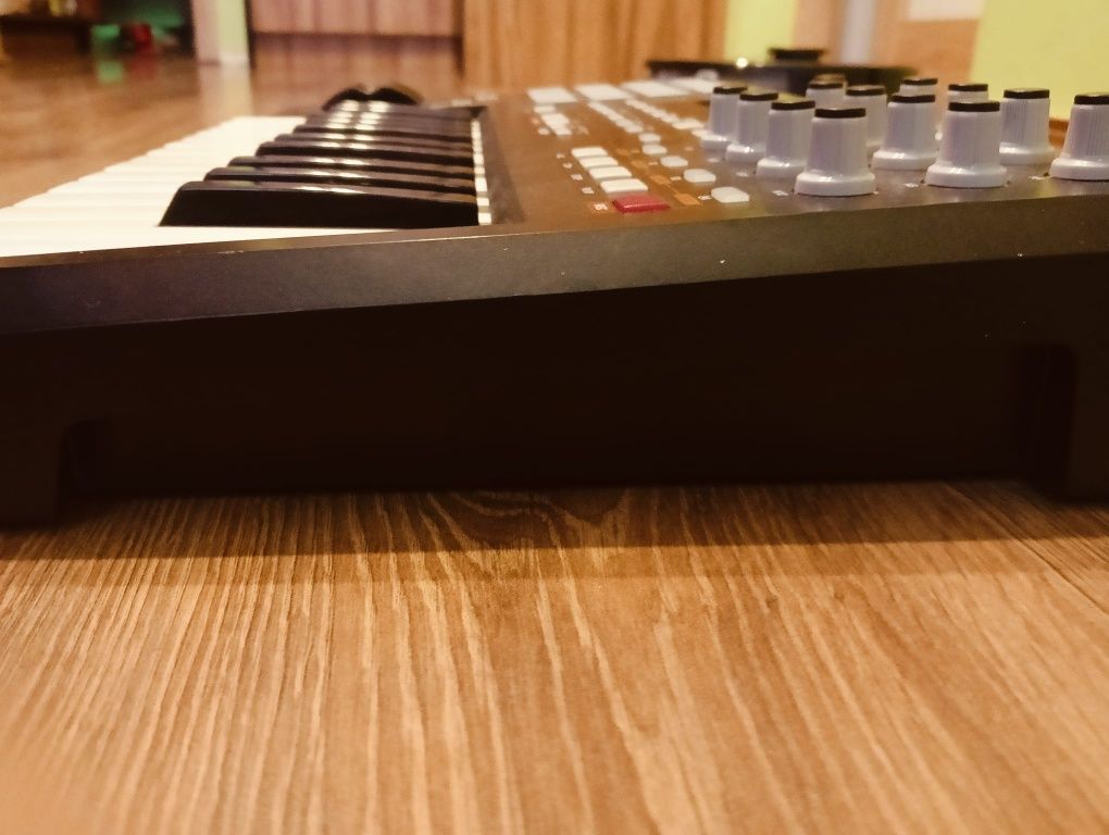 Keyboard MIDI AKAI MPK 25