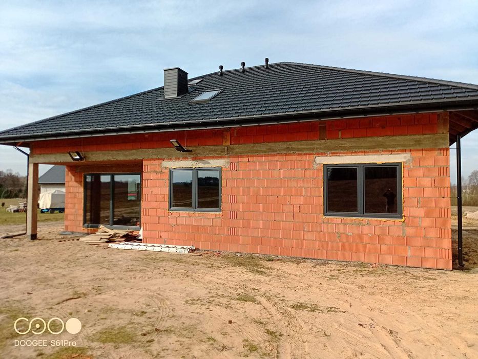 Budowa domu, budynki gospodarcze , więźba dachowa, pokrycia dachowe