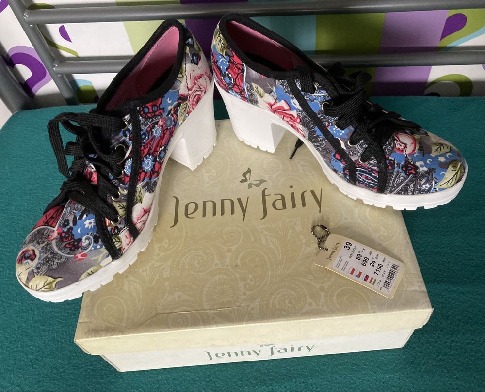 Buty damskie na koturnie malinowe Jenny fairy 39