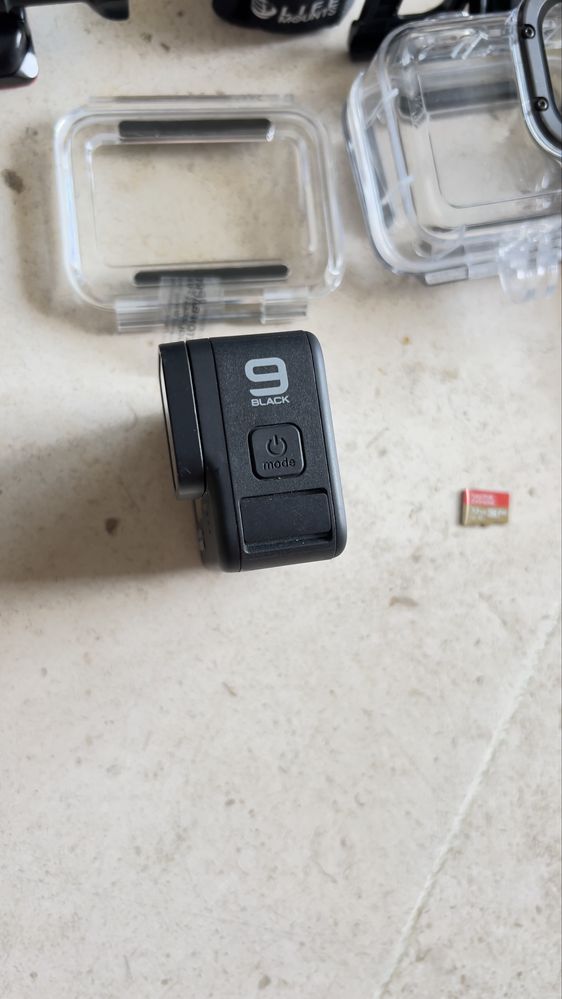 Go Pro 9 Black com acessorios e caixa estanque