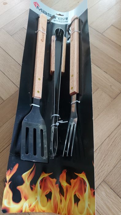 Zestaw akcesoriow do grillowania