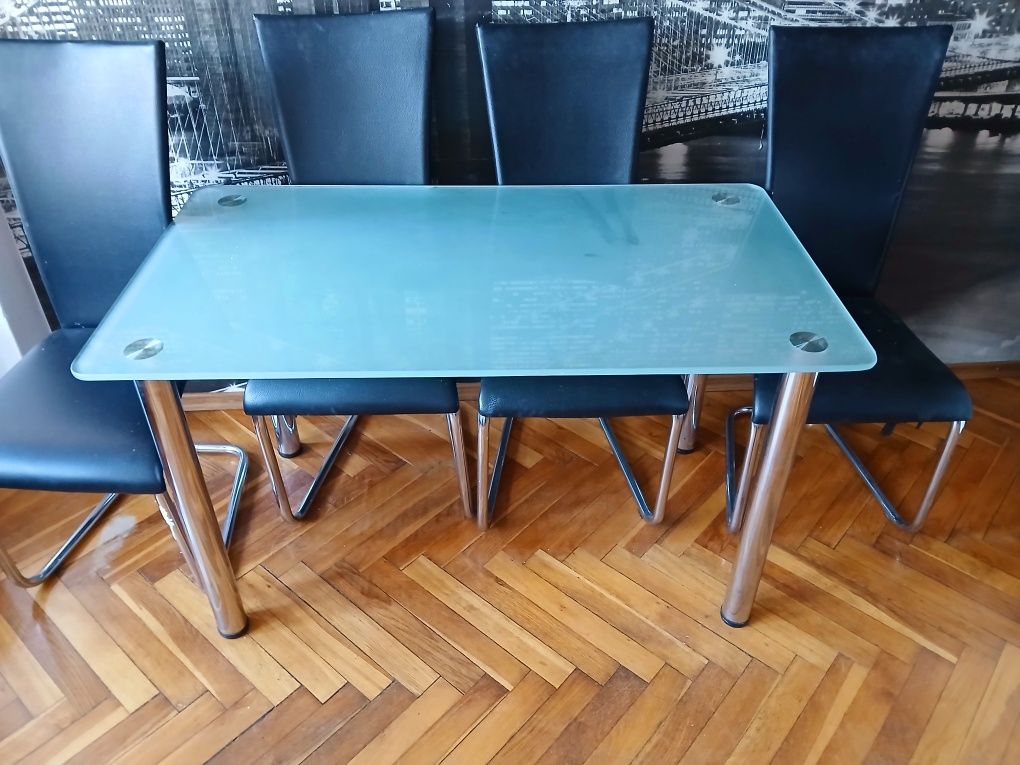 Stół szklany plus 4 krzesls gratis,  tanio!