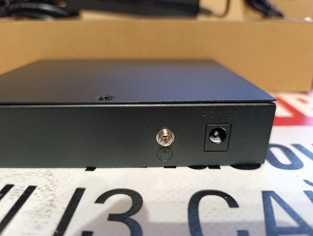 Ewind професійний poe-switch S1906CF-DP для нагляду