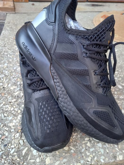 abibas кросівки 44, 42 розміри