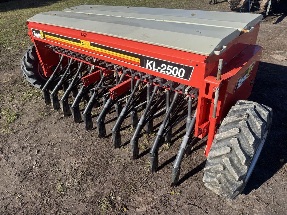 Сівалка зернова Анкерна з міндобривом TUME KL2500 2.5м Гарний Стан