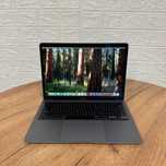 MacBook Air 13 A2337 2020  Retina Apple M1 8Gb SSD 250Gb 53 цикли