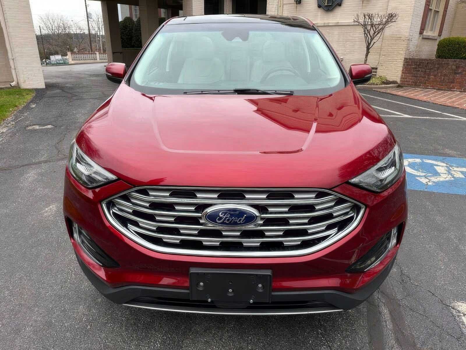 2019 Ford Edge Titanium