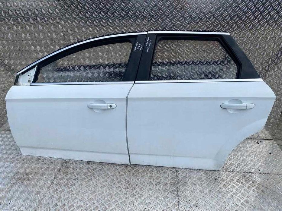 Ford Mondeo MK4 Дверь правая левая  разборка шрот запчасти