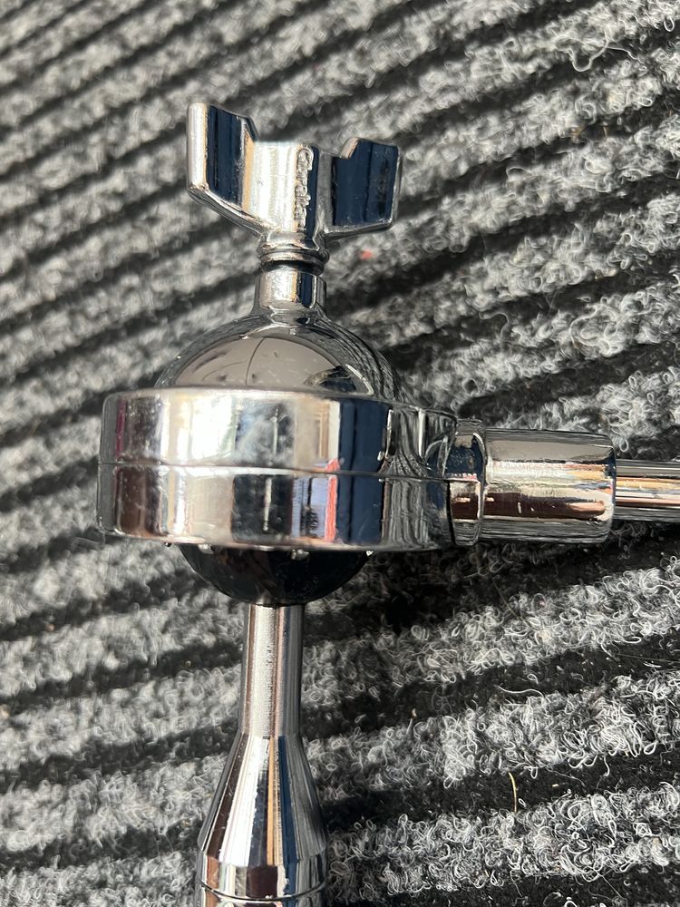 Hardware: Tom holder, clamp,  Gibraltar, Millenium, Pearl, Yamaha
